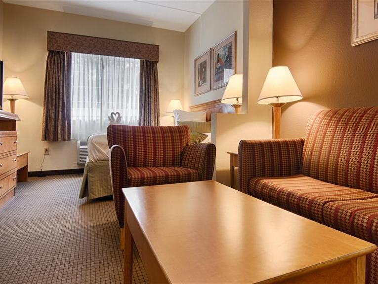 Best Western Plus Нюпорт Нюз Екстериор снимка