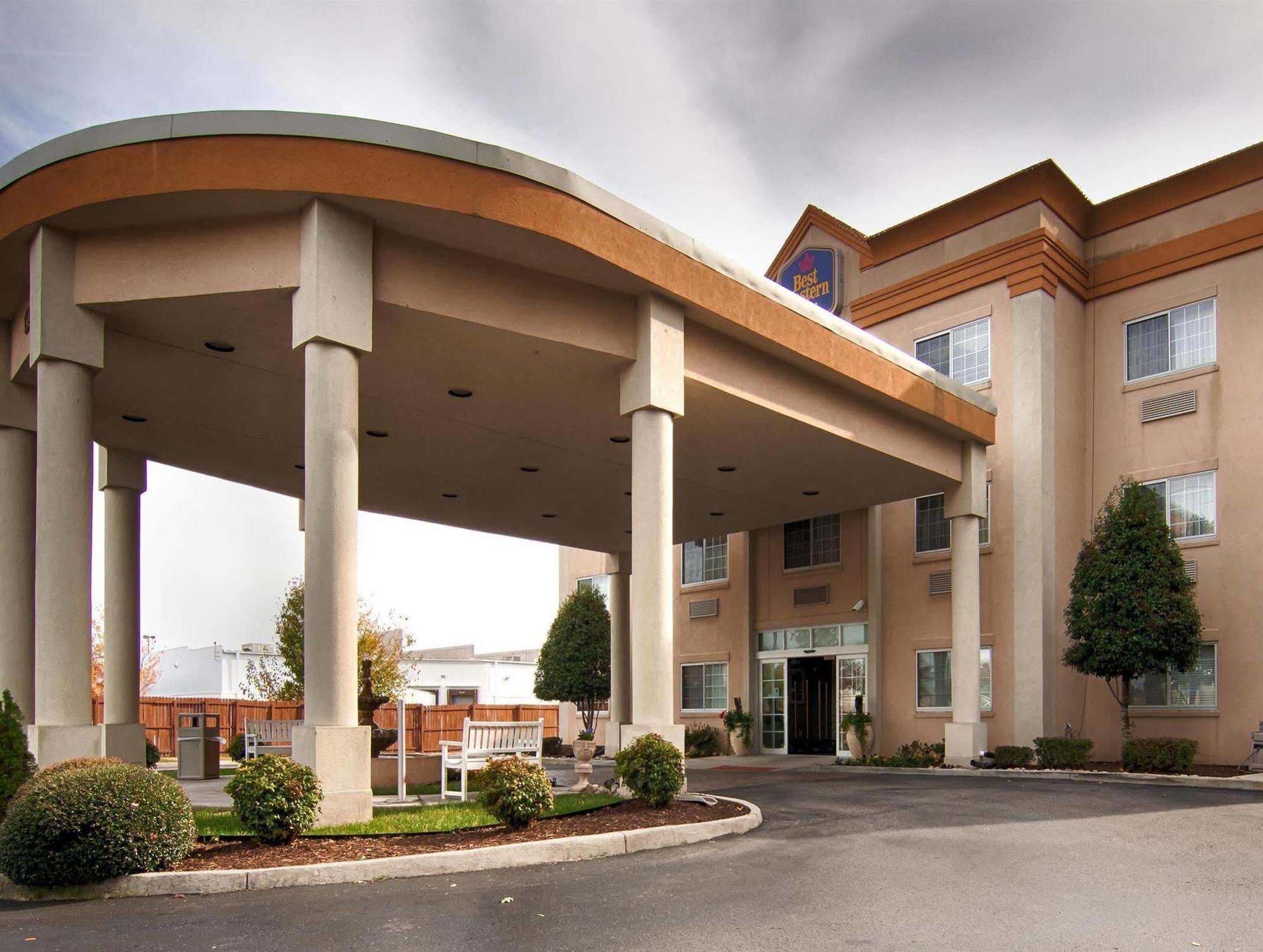 Best Western Plus Нюпорт Нюз Екстериор снимка